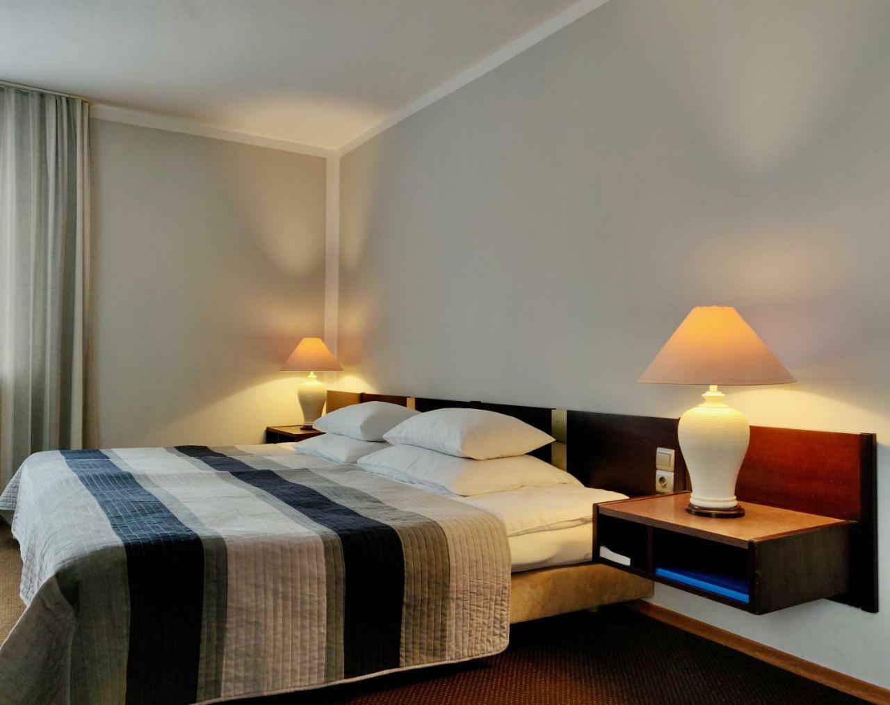 Hotel Pawlowski Zgorzelec Ngoại thất bức ảnh