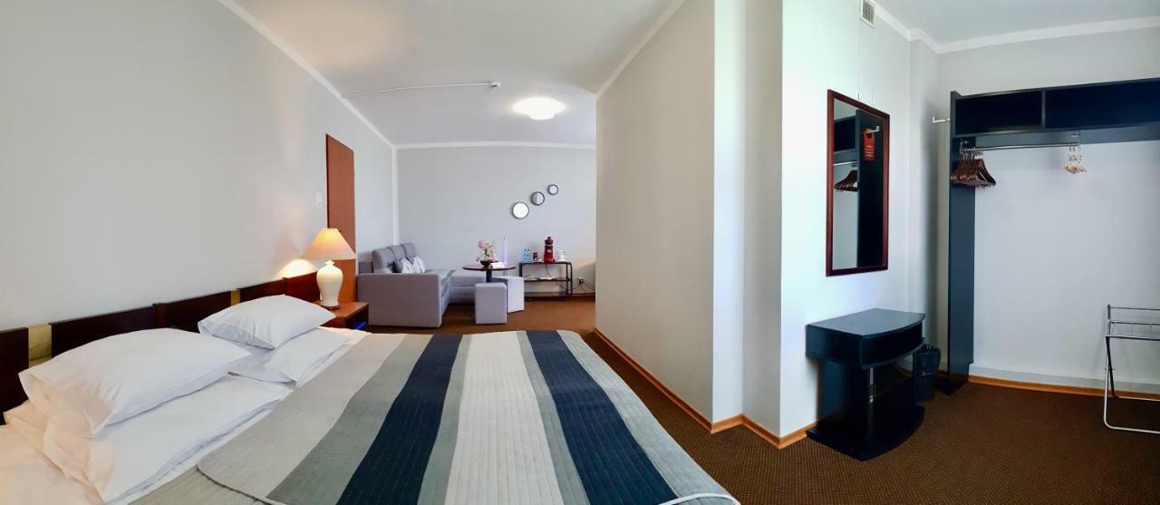 Hotel Pawlowski Zgorzelec Ngoại thất bức ảnh